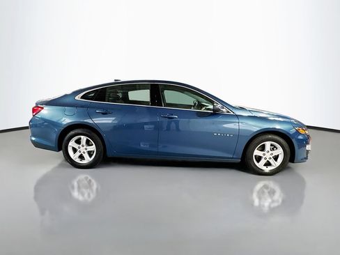 Used 2024 Chevrolet Malibu LT FWD image 5