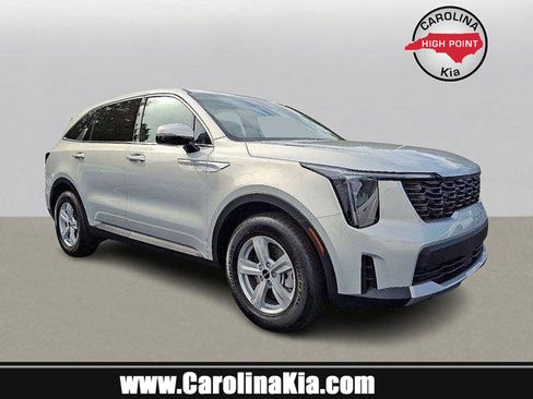 New 2026 Kia Sorento LX image 1
