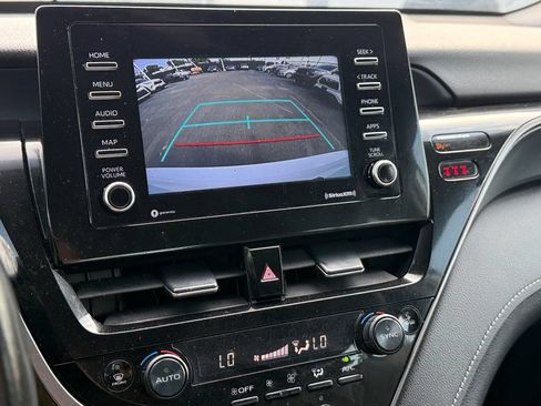 Used 2022 Toyota Camry SE FWD image 34