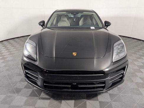Certified 2025 Porsche Panamera image 10