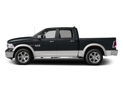 Used 2017 RAM 1500 Laramie w/ Convenience Group AWD/4WD image 3