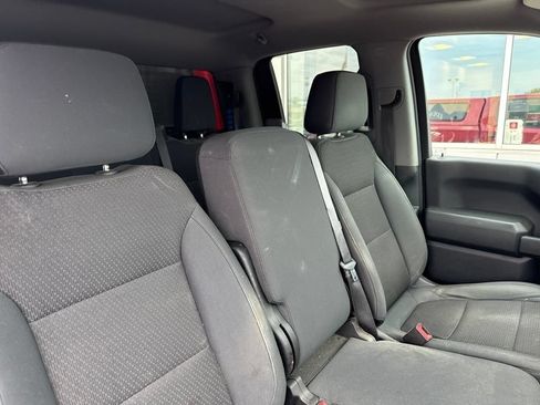 Used 2019 Chevrolet Silverado 1500 Custom w/ Custom Value Package AWD/4WD image 15