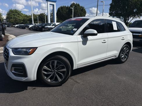 Used 2021 Audi Q5 2.0T Premium w/ Convenience Package AWD/4WD image 5