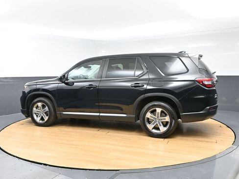 Used 2023 Honda Pilot EX-L image 8
