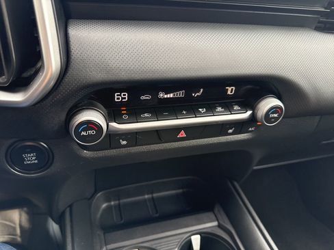 Used 2024 MAZDA CX-50 AWD 2.5 S w/ Preferred Package image 19