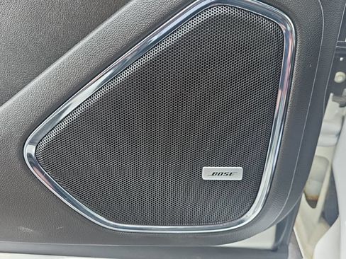 Used 2018 GMC Yukon SLT AWD/4WD image 27