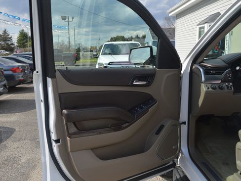 Used 2016 Chevrolet Tahoe LT w/ Luxury Package image 24
