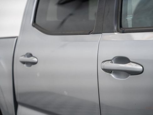 Certified 2021 Toyota Tacoma SR AWD/4WD image 16