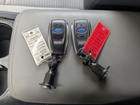 Used 2025 Subaru Outback Premium AWD/4WD image 36