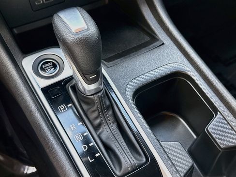 Used 2022 Nissan Sentra SV w/ All-Weather Package FWD image 13