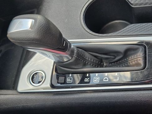 Used 2025 Nissan Altima 2.5 SV image 16