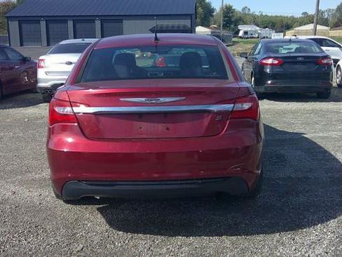 Used 2013 Chrysler 200 Touring w/ S Exterior Appearance Pkg image 8