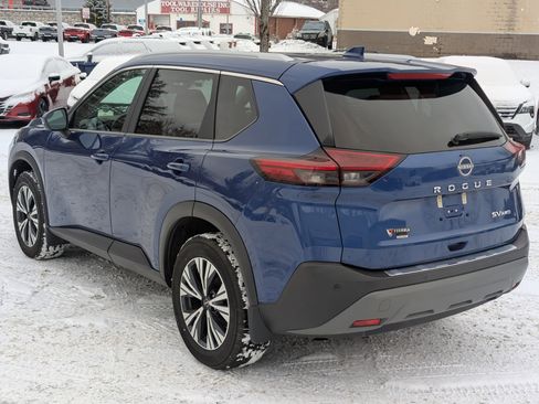 Used 2023 Nissan Rogue SV w/ SV Premium Package image 5