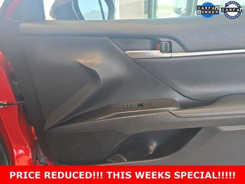 Used 2024 Toyota Camry XLE FWD image 41