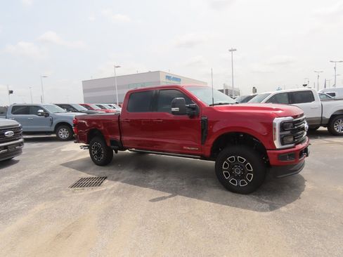 New 2026 Ford F250 Platinum AWD/4WD image 7