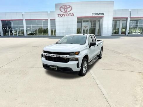 Used 2020 Chevrolet Silverado 1500 Custom w/ Custom Value Package AWD/4WD image 40