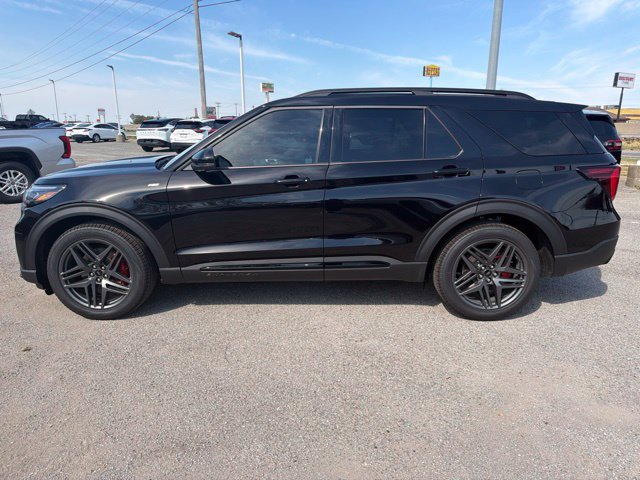 New 2027 Ford Explorer ST-Line w/ Premium Package RWD image 7