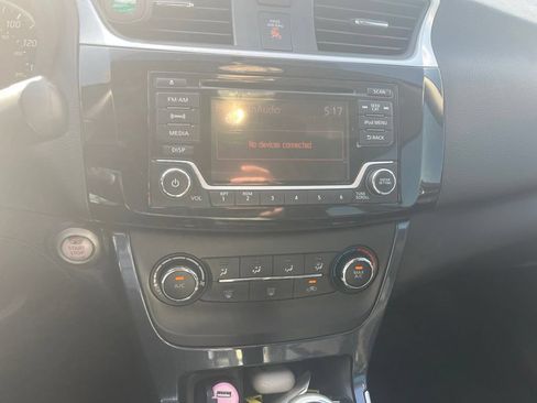 Used 2017 Nissan Sentra SR w/ Protection Package FWD image 18