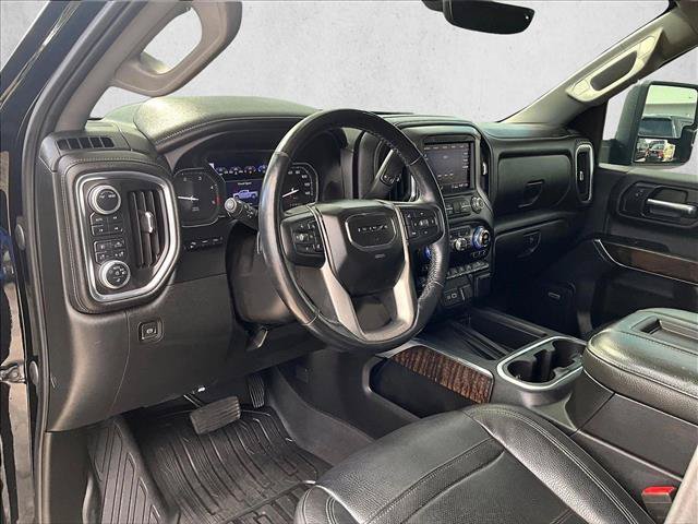 Used 2020 GMC Sierra 2500 Denali w/ Denali Ultimate Package AWD/4WD image 14