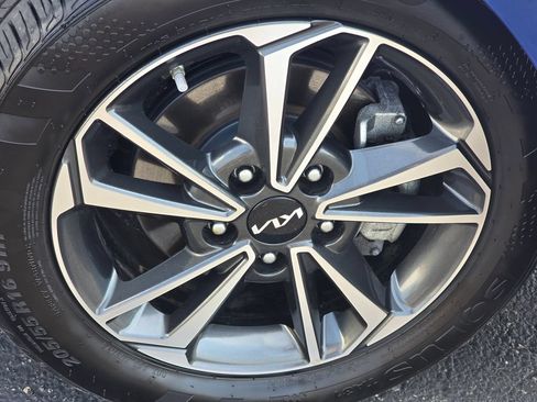 Used 2024 Kia Forte LXS FWD image 10
