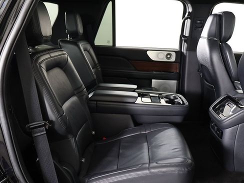 Used 2023 Lincoln Navigator Reserve AWD/4WD image 44