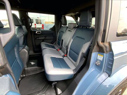 Used 2024 Ford Bronco Outer Banks image 21