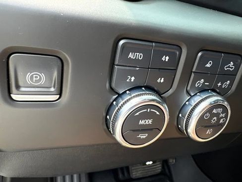 Used 2023 GMC Sierra 1500 AT4X AWD/4WD image 18