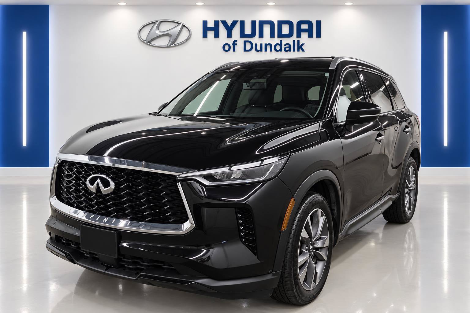 Used 2024 INFINITI QX60 Luxe AWD/4WD image 3