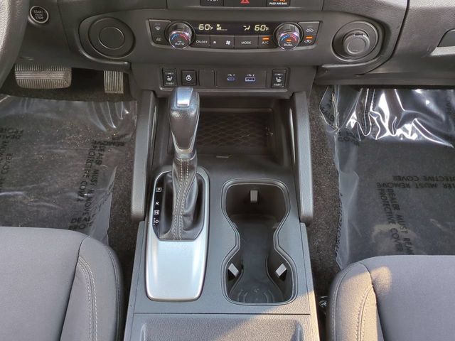 Used 2023 Nissan Frontier SV RWD image 18