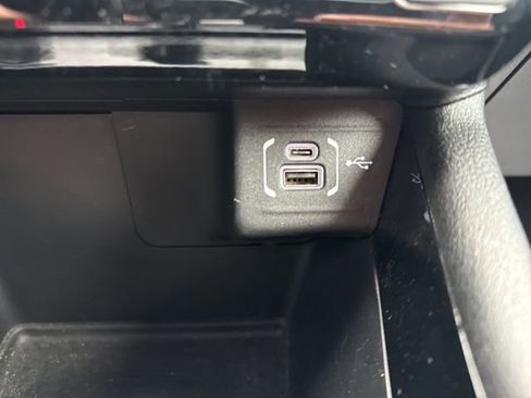 Used 2025 Jeep Compass Trailhawk w/ Sun & Sound Group AWD/4WD image 23