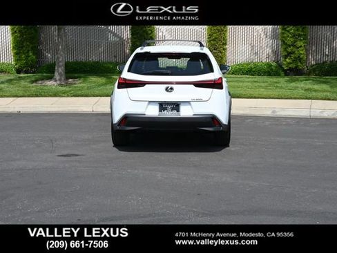 Used 2026 Lexus UX 300h FWD image 5