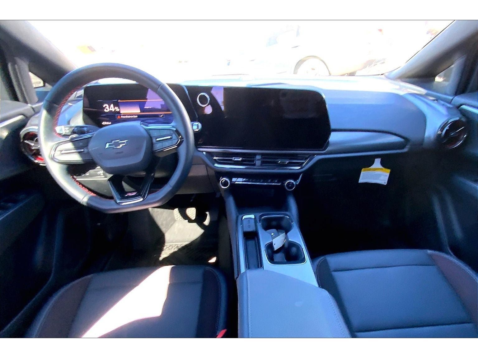 Used 2026 Chevrolet Equinox EV RS FWD image 17