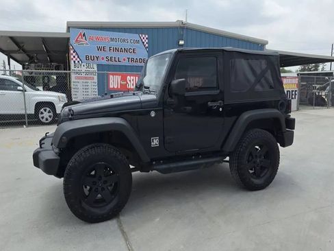 Used 2008 Jeep Wrangler X AWD/4WD image 1