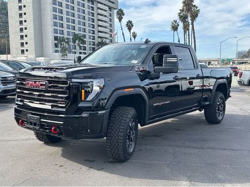 New 2026 GMC Sierra 2500 AT4X AWD/4WD image 10