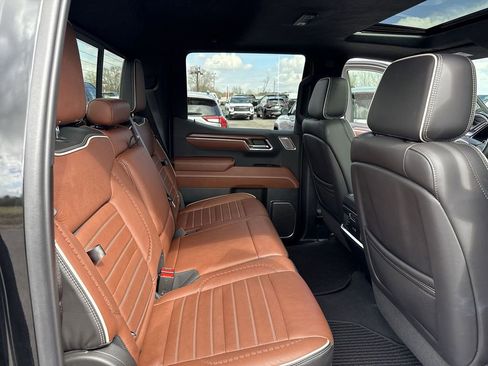 Certified 2024 GMC Sierra 1500 Denali Ultimate image 34