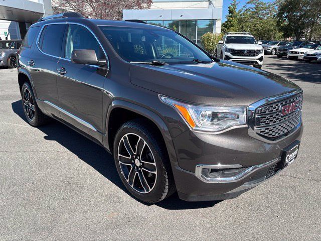 Used 2019 GMC Acadia Denali w/ Technology Package AWD/4WD image 9