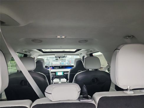 New 2026 Lincoln Navigator L Black Label AWD/4WD image 20