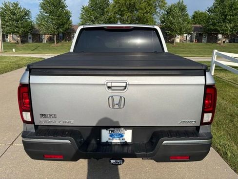Used 2017 Honda Ridgeline RTL-T image 6