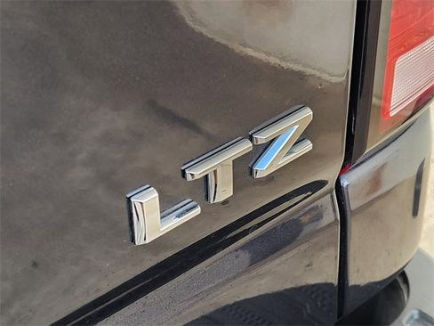Used 2024 Chevrolet Silverado 2500 LTZ w/ LTZ Texas Edition AWD/4WD image 10
