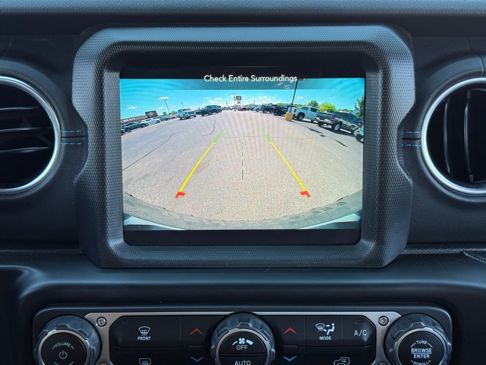 Used 2021 Jeep Wrangler Unlimited Rubicon 4xe w/ Steel Bumper Group AWD/4WD image 14