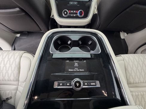 Used 2018 Lincoln Navigator Black Label AWD/4WD image 31