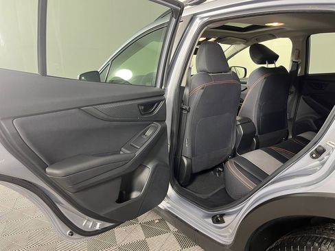 Used 2023 Subaru Crosstrek 2.0i Premium image 12