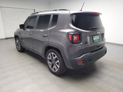 Used 2018 Jeep Renegade Latitude FWD image 5
