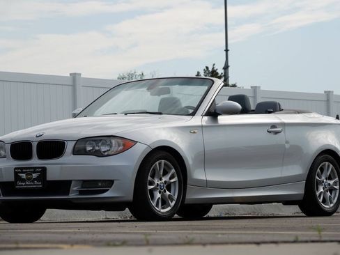 Used 2009 BMW 128i Convertible RWD image 45