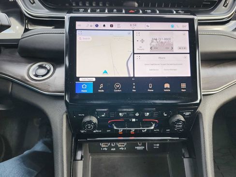 Used 2023 Jeep Grand Cherokee Overland w/ Adv Protech Group III image 13