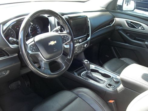 Used 2019 Chevrolet Traverse RS w/ LPO, Cargo Package image 8