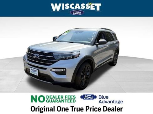 Certified 2022 Ford Explorer XLT w/ Equipment Group 202A image 16