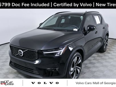 Used 2023 Volvo XC40 B4 Plus w/ Driver Assist Package