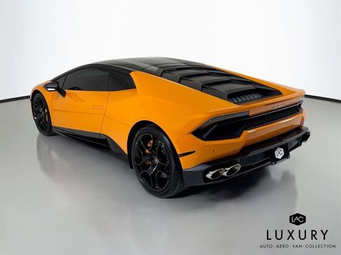 Used 2017 Lamborghini Huracan LP 580-2 RWD image 8