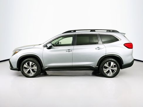Used 2025 Subaru Ascent Premium AWD/4WD image 4